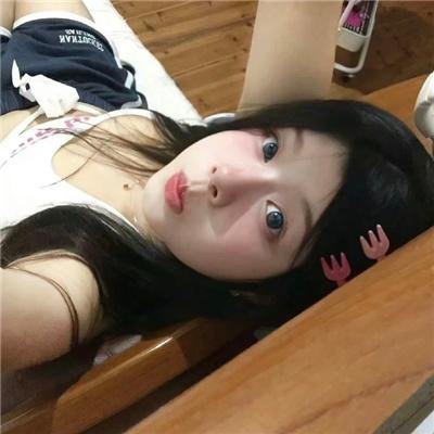 大学新生的秘密生活